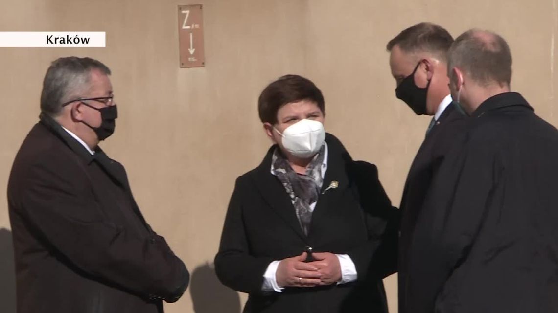 11. rocznica katastrofy smoleńskiej. Uroczystości w Warszawie i na Wawelu