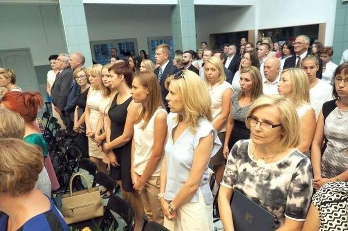 119 jeszcze lepszych nauczycieli. Prezydent wręczył akty nadania stopnia zawodowego