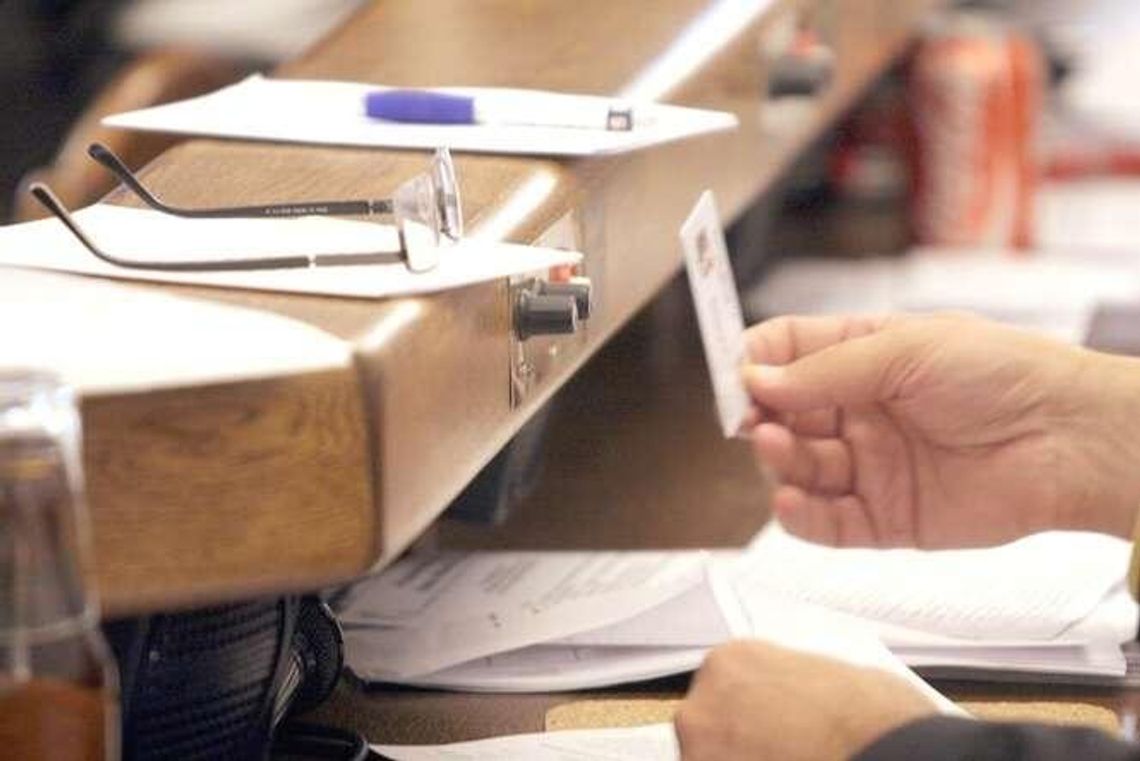 123 tys. zł na system liczenia głosów w Radzie Miasta