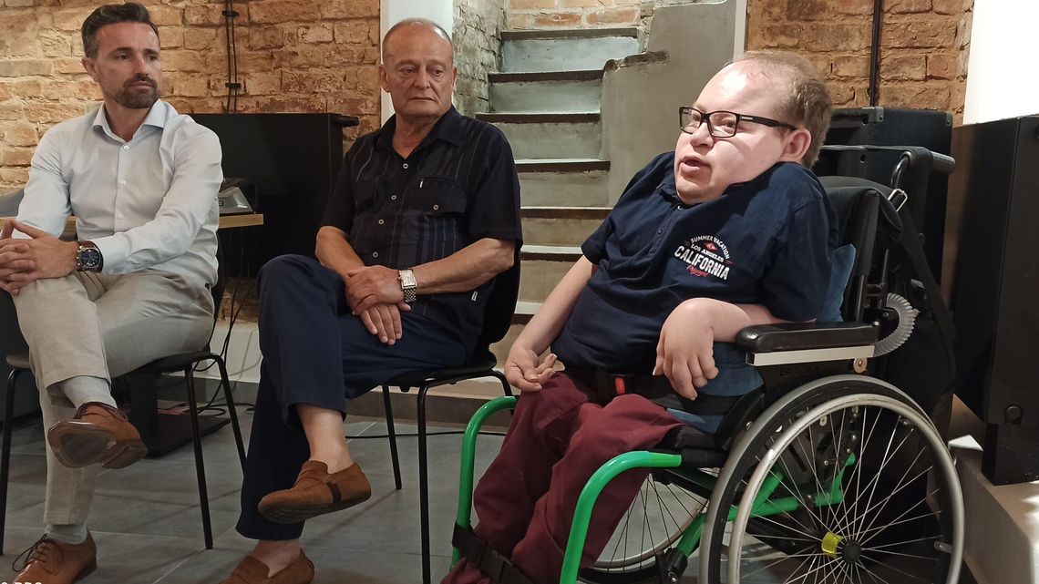 1338 zł miesięcznie to za mało. Niepełnosprawny dostanie tyle, ile wynosi płaca minimalna?