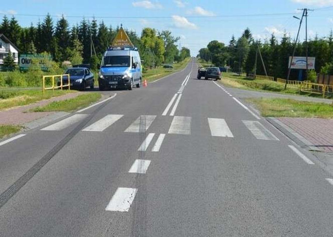 15-latek potrącony przez samochód na przejściu dla pieszych