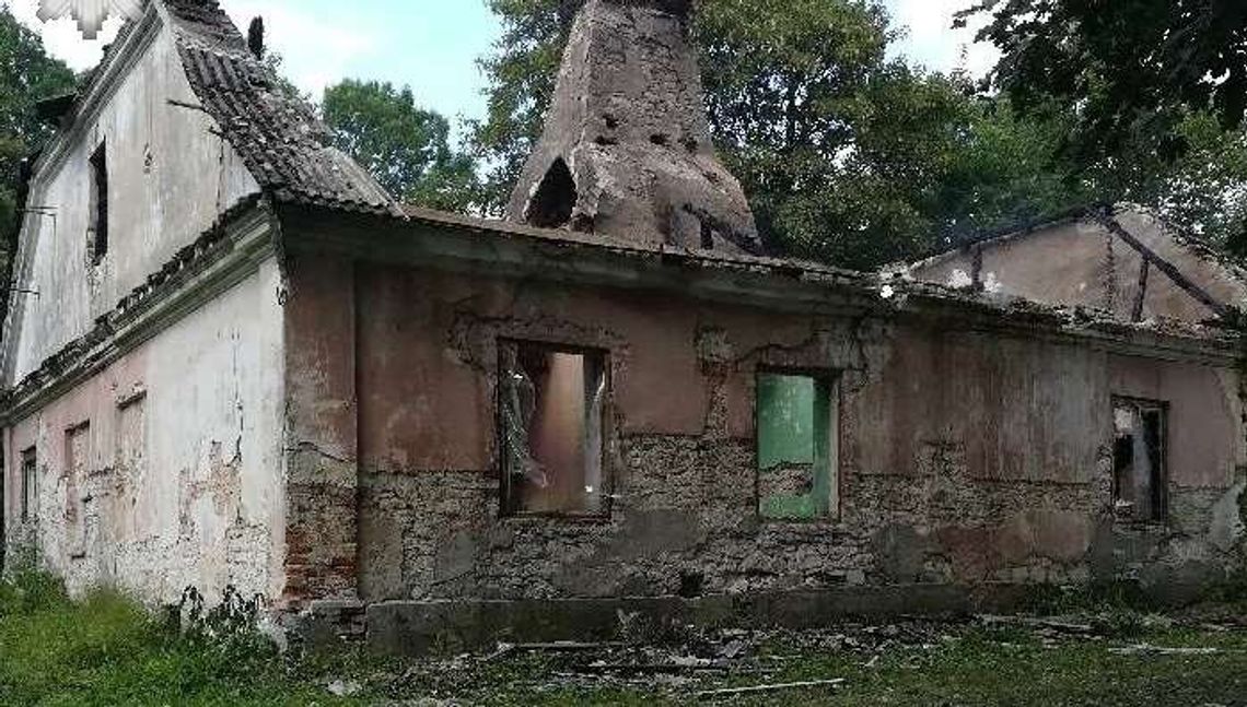 15-latka z kolegą odpowiedzą za serię podpaleń