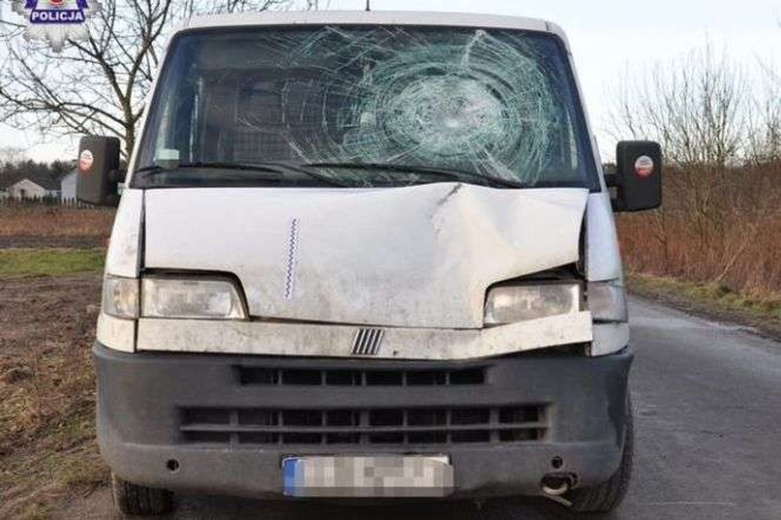 16-latek chciał przejść przez ulicę. Wpadł pod samochód 