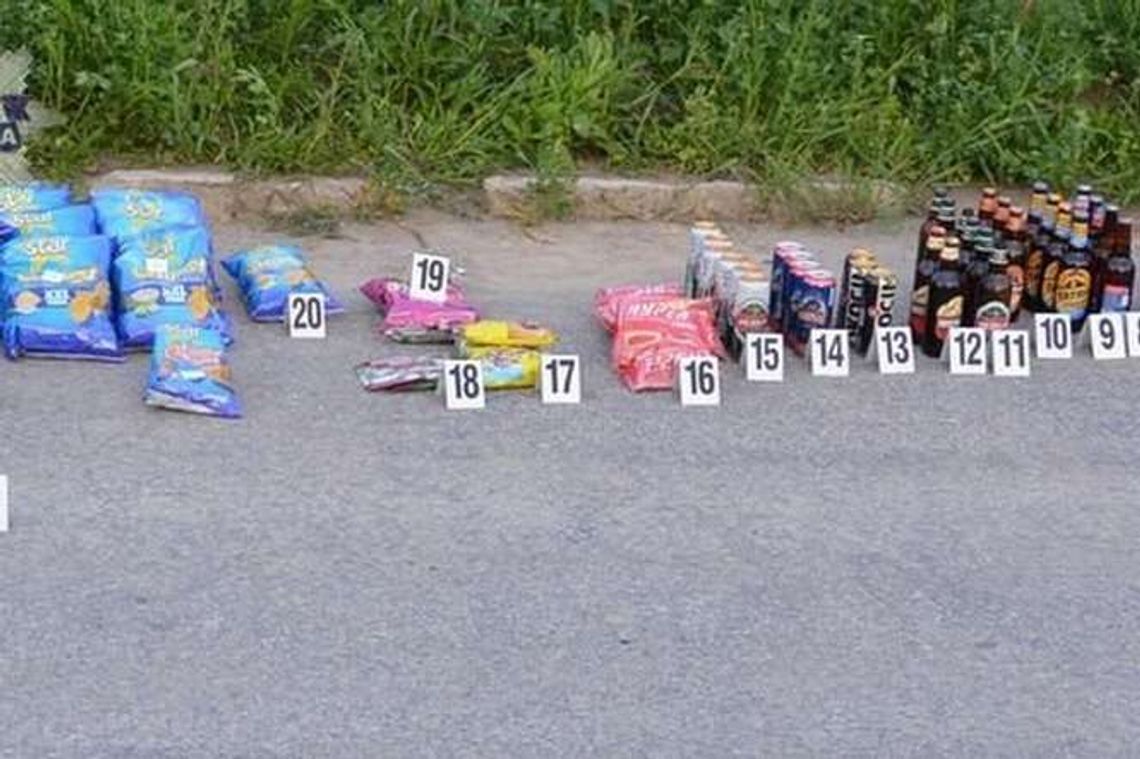 16-latki ze starszymi kolegami włamały się i okradły sklep