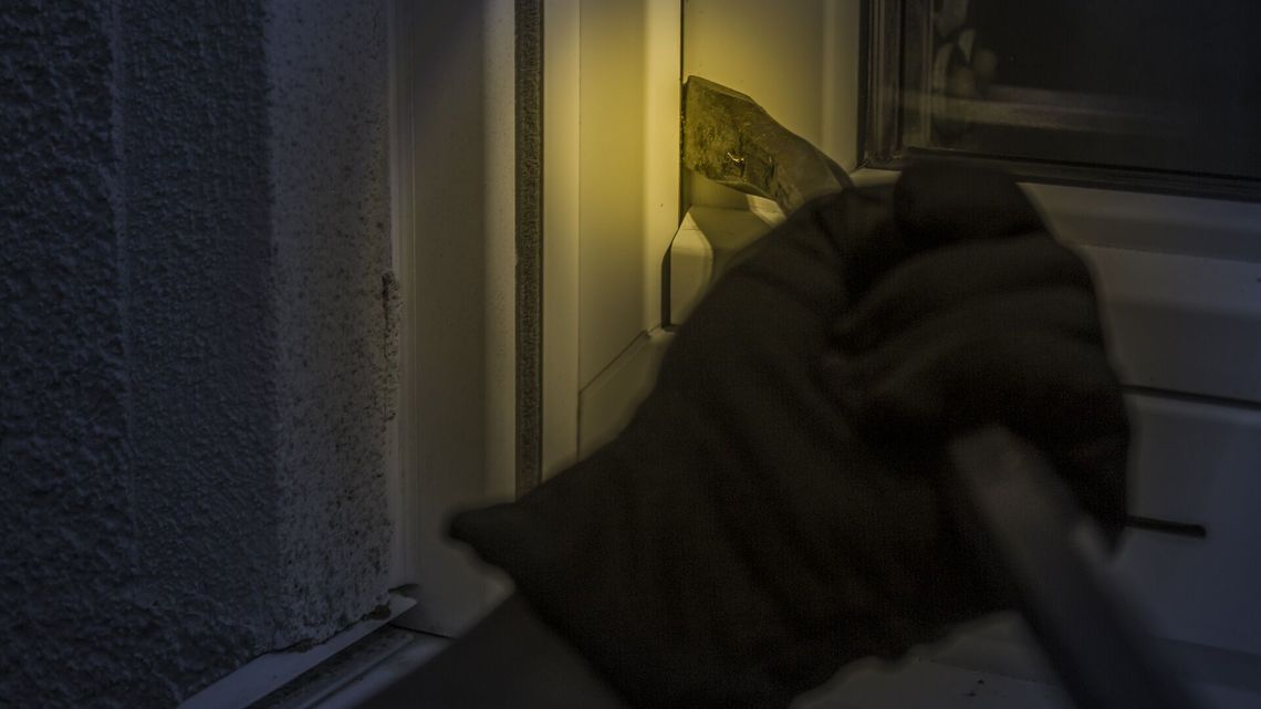 17-latek zrobił sobie "wycieczkę" po sklepach. Cztery zarzuty