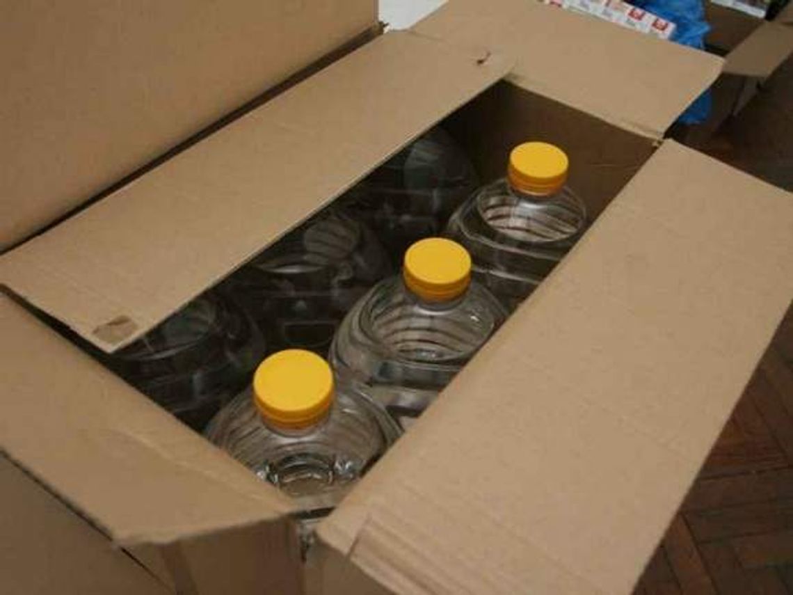 170 litrów spirytusu w bagażniku. \"Kupiłam na własny użytek\" 170 litrów spirytusu w bagażniku. \"Kupiłam na własny użytek\"