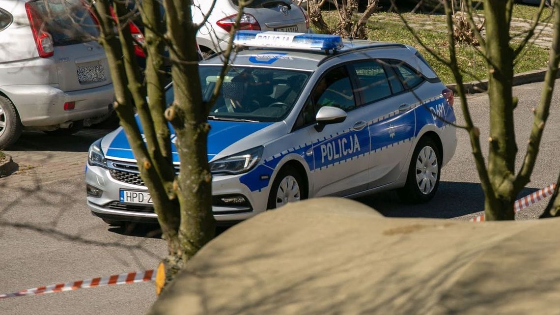 1742 policjantów w Polsce na kwarantannie. Zakażonych koronawirusem jest 79 1742 policjantów w Polsce na kwarantannie. Zakażonych koronawirusem jest 79