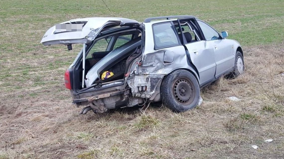 18-latek nie ustąpił pierwszeństwa. Trzy osoby w szpitalu [zdjęcia]