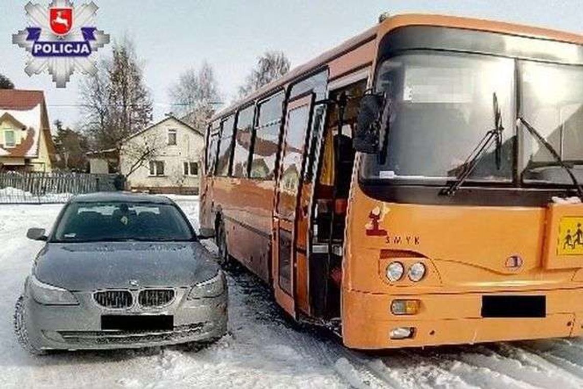 19-latek "kręcił bączki" na szkolnym placu. Tego nie przewidział 19-latek "kręcił bączki" na szkolnym placu. Tego nie przewidział