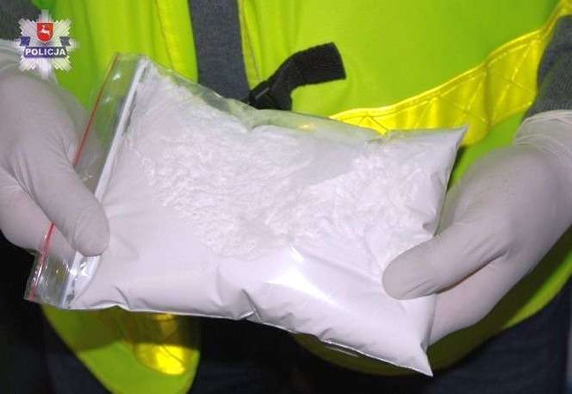 19-latek miał w mieszkaniu ponad pół kilograma amfetaminy