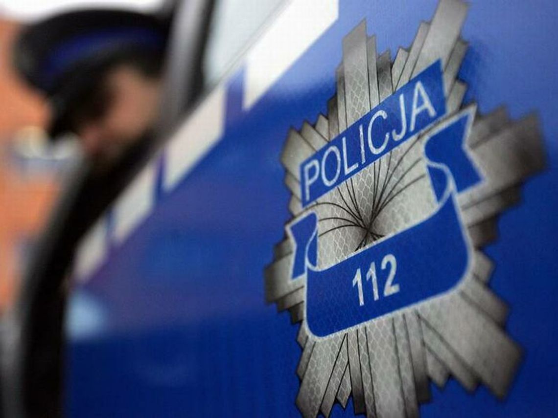 19-letni bandyta wyrwał torebkę starszej kobiecie 19-letni bandyta wyrwał torebkę starszej kobiecie