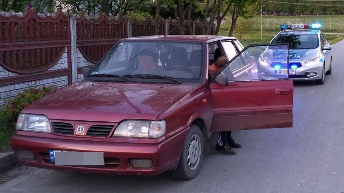 2,5 promila u kierowcy poloneza. Jechał po piwo