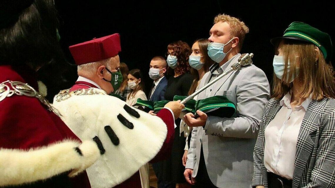 2,5 tysiąca osób zaczęło właśnie naukę w Lublinie. Ważny apel rektora