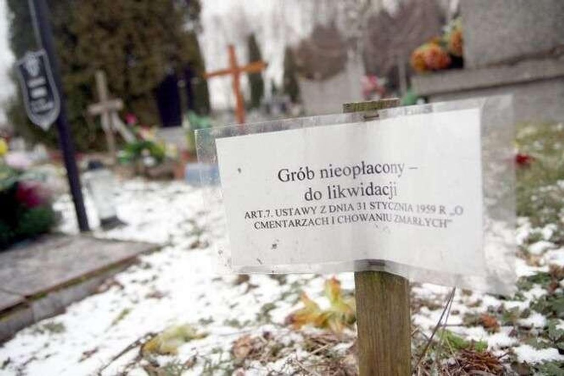 2,9 tys. nieopłaconych grobów na Majdanku. To ostatnia szansa, potem je zlikwidują