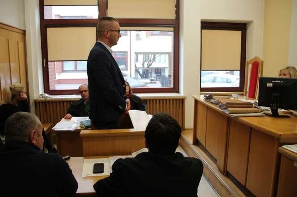 2-latka wpadła do szamba. "Żałuję tego co się stało. Proszę o uniewinnienie" 2-latka wpadła do szamba. "Żałuję tego co się stało. Proszę o uniewinnienie"