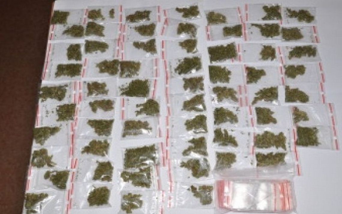 20-latek wpadł z marihuaną w plecaku