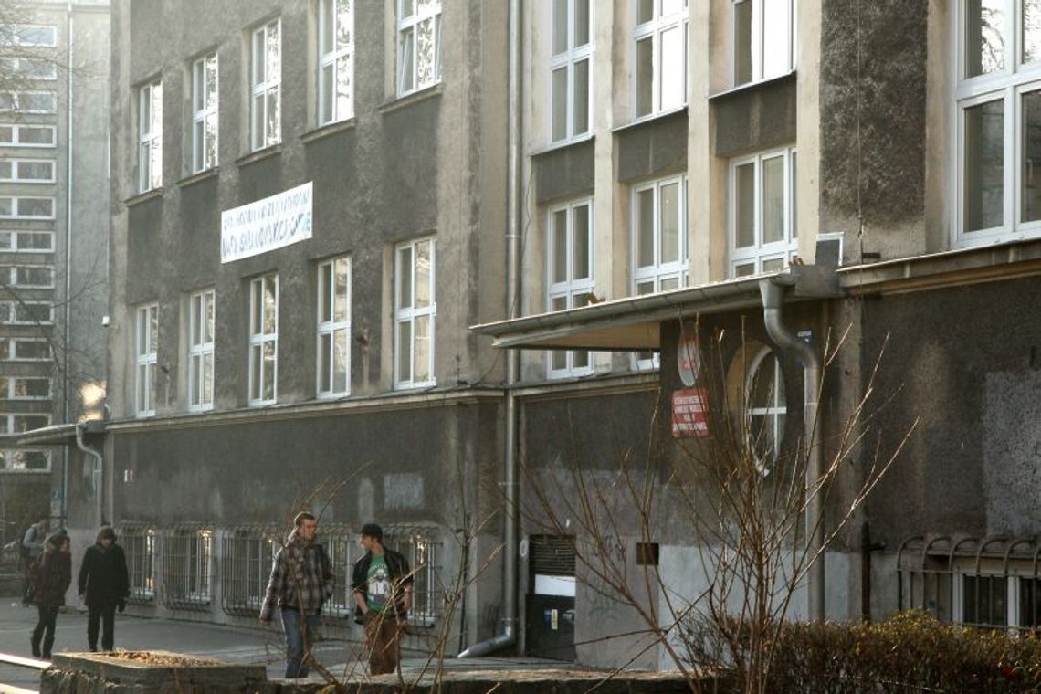 200 tysięcy zł wyparowało z liceum. Księgowa?