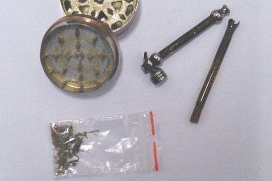 21-latek trafił do aresztu, bo miał 0,34 grama marihuany