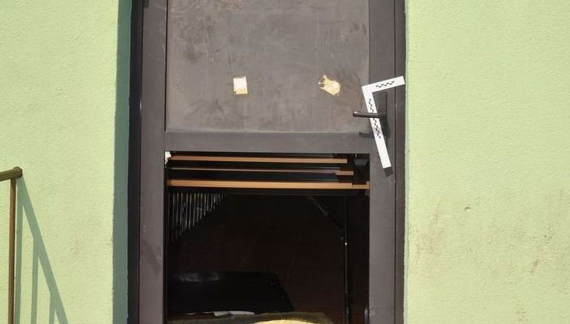 21-latek zaatakował świetlicę wiejską, bo się rozzłościł 21-latek zaatakował świetlicę wiejską, bo się rozzłościł