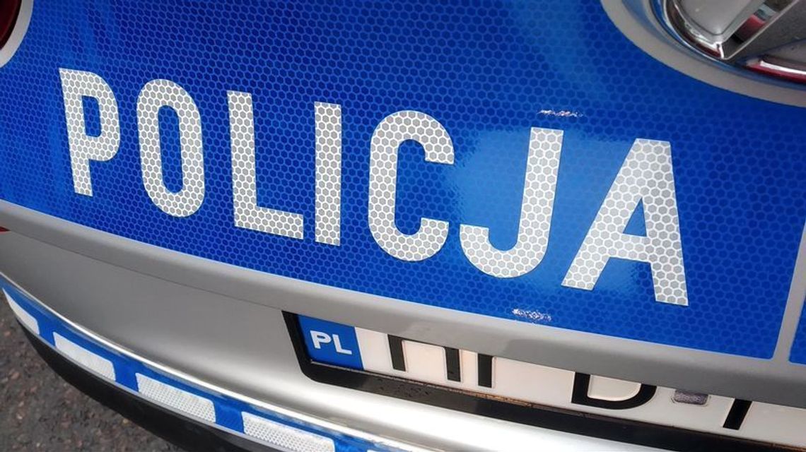 22-latek napadł na sklep z nożem w ręku. Próbował przechytrzyć policjantów