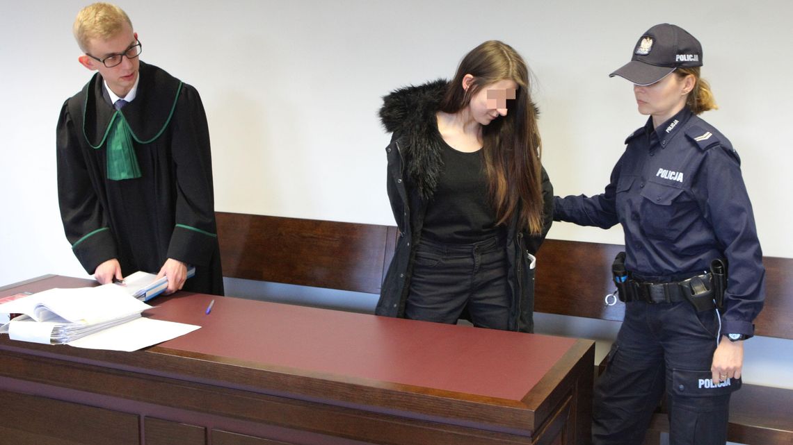 22-latka urodziła, a potem spaliła córkę. "Bałam się, że pokrzyżuje mi plany na przyszłość" 22-latka urodziła, a potem spaliła córkę. "Bałam się, że pokrzyżuje mi plany na przyszłość"