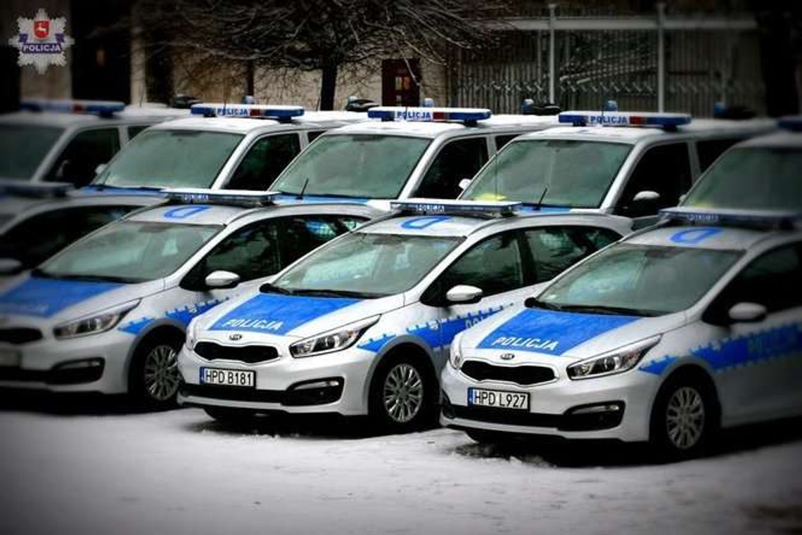 24 nowe radiowozy i 49 nowych policjantów (zdjęcia, wideo)
