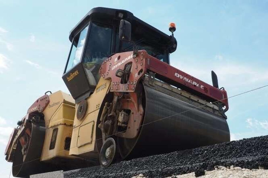 242 mln zł na drogi w Lubelskiem. Pierwsze umowy podpisane. Co będzie budowane?