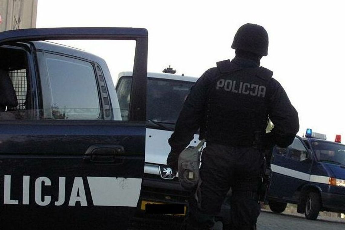 25 osób zatrzymanych w związku z handlem narkotykami 25 osób zatrzymanych w związku z handlem narkotykami