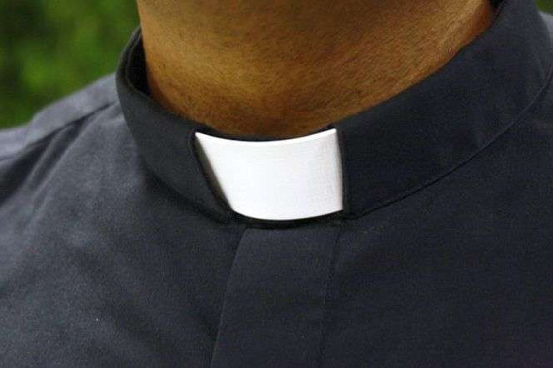 26-latka zgwałcona na cmentarzu? Ksiądz do jej matki: Chore dziecko trzymaj w klatce