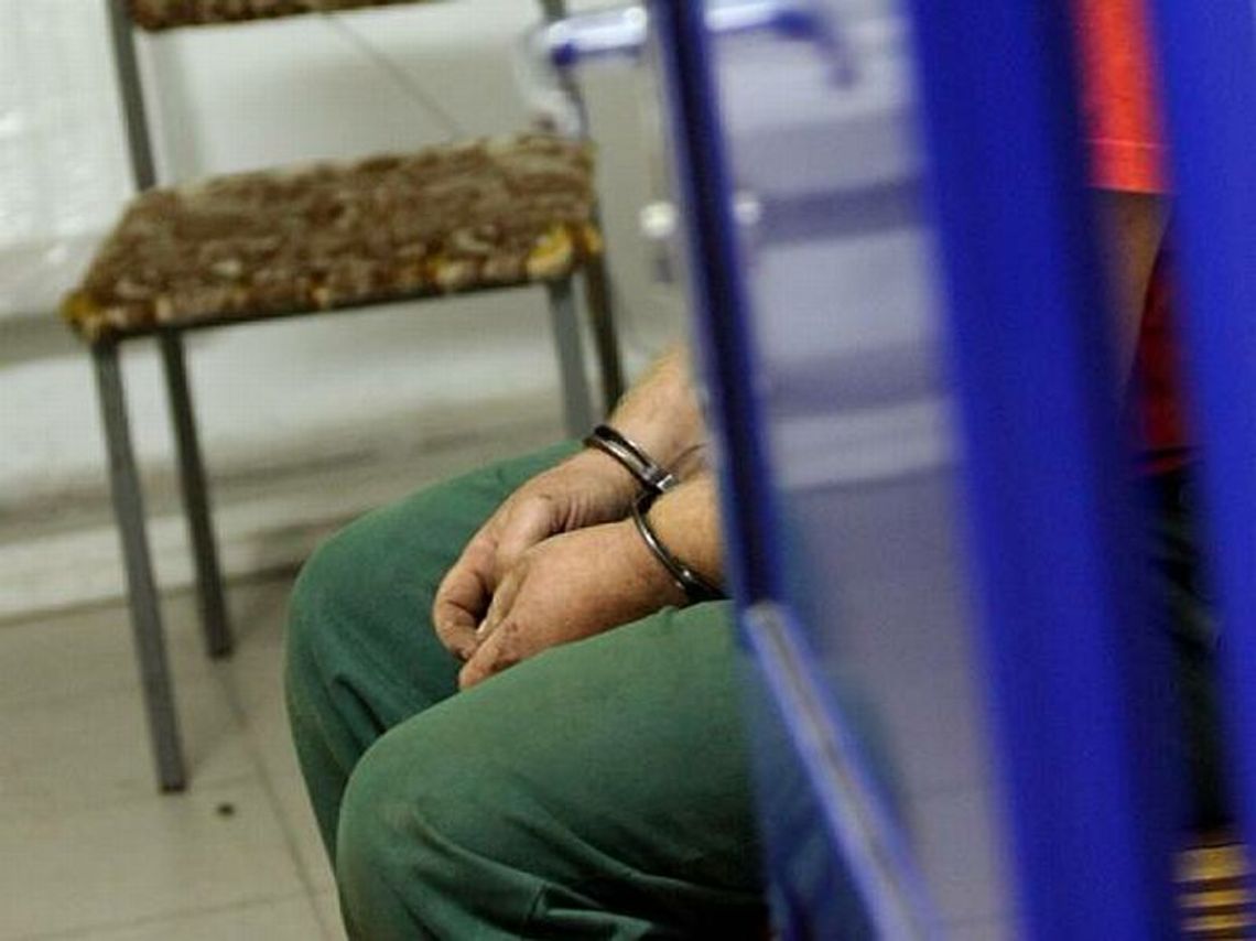 28-latek okradał mieszkania przy domownikach 28-latek okradał mieszkania przy domownikach