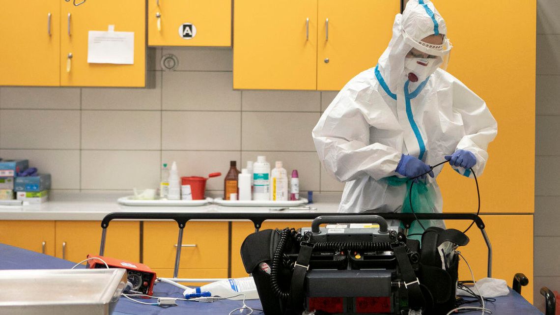 296 nowych przypadków zakażenia koronawirusem w Polsce. Zmarły 3 osoby