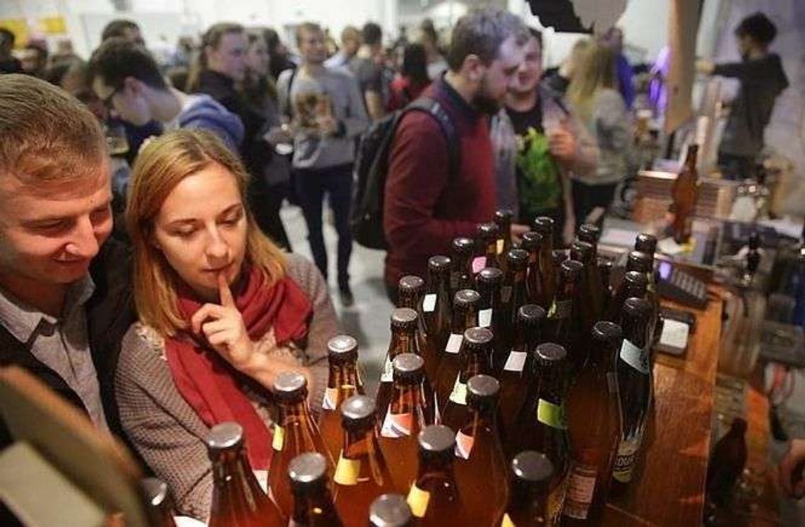 30 wystawców i setki piw. W Lublinie trwają Targi Piw Rzemieślniczych [ZDJĘCIA]