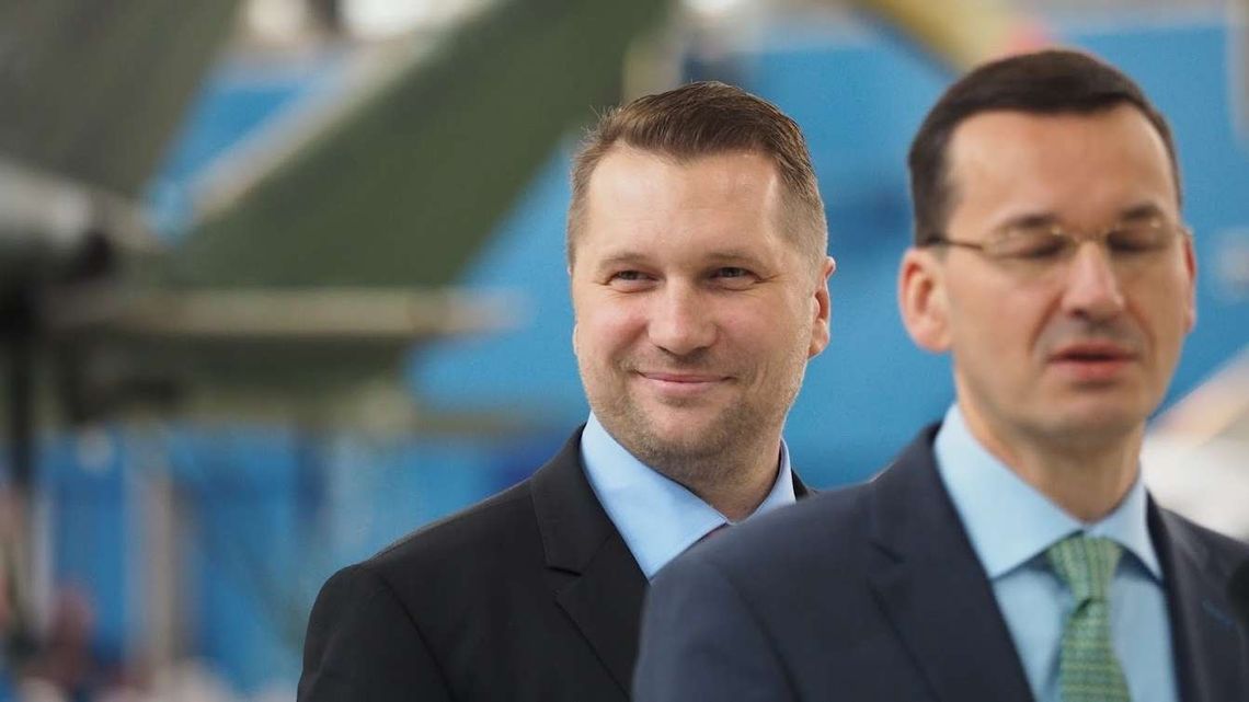 300 zł na wyprawkę szkolną, mały ZUS. Wojewoda lubelski o "piątce" Morawieckiego 300 zł na wyprawkę szkolną, mały ZUS. Wojewoda lubelski o "piątce" Morawieckiego