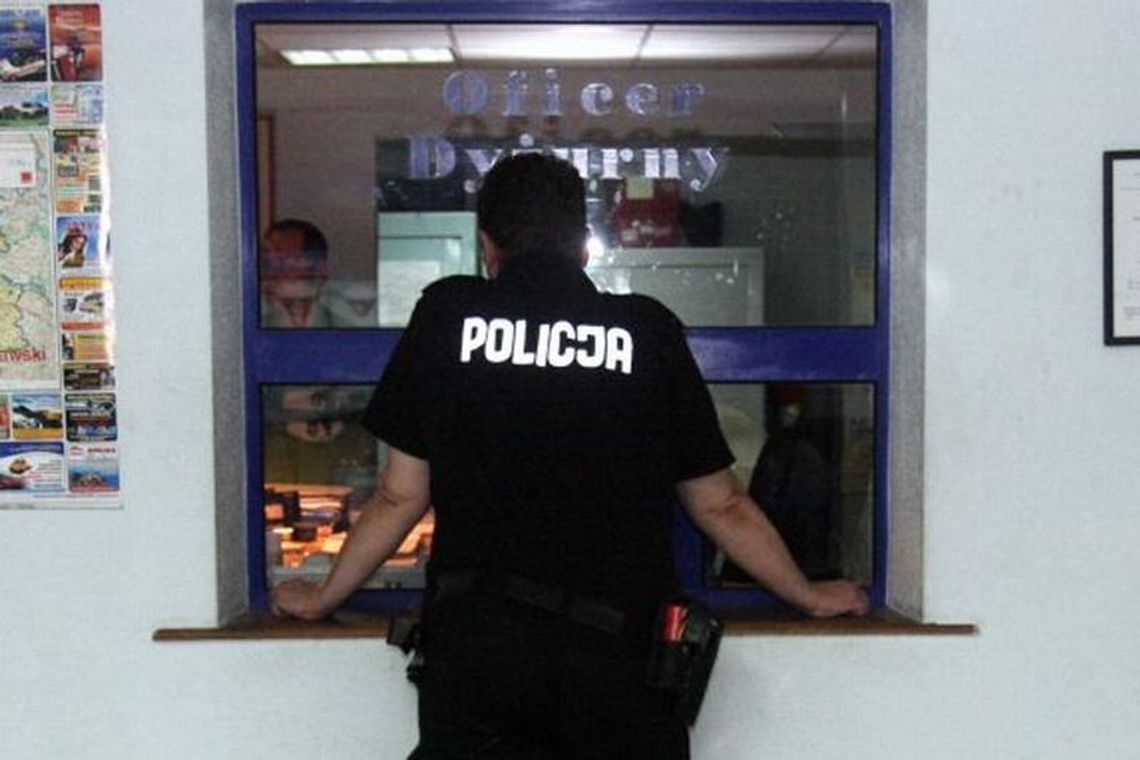 300 zł podwyżki dla policjantów i żołnierzy zawodowych