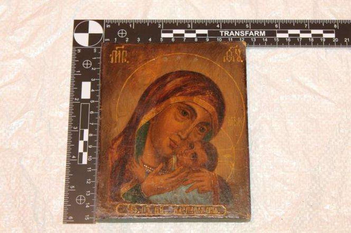 33-latek wpadł z ikonami na granicy. Usłyszał zarzut przemytu