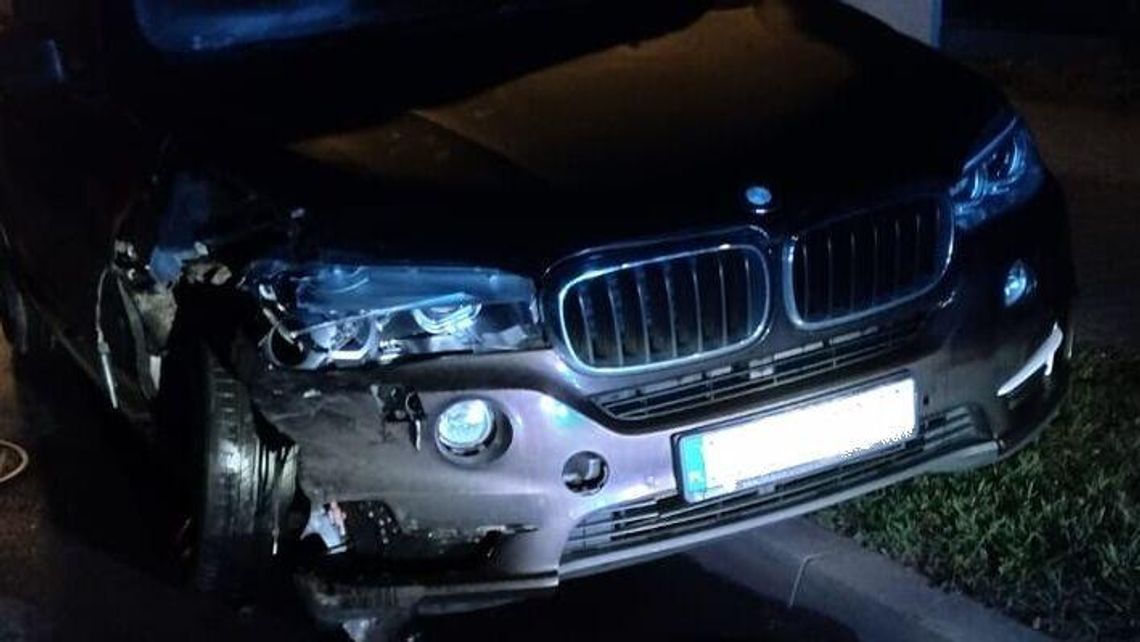 38-latka prowadziła pijana, wjechała w hondę. Po służby "zadzwonił"… jej samochód 38-latka prowadziła pijana, wjechała w hondę. Po służby "zadzwonił"… jej samochód