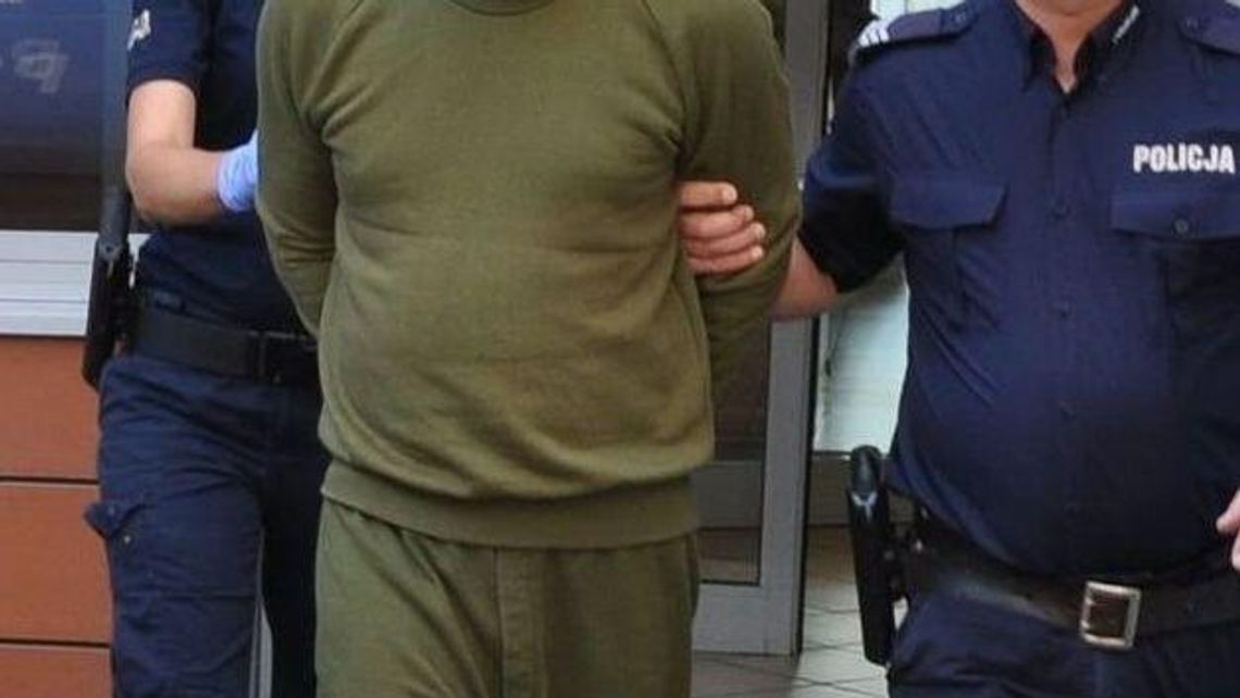 39-letni chełmianin dotkliwie pobił swoją babcię w jej mieszkaniu