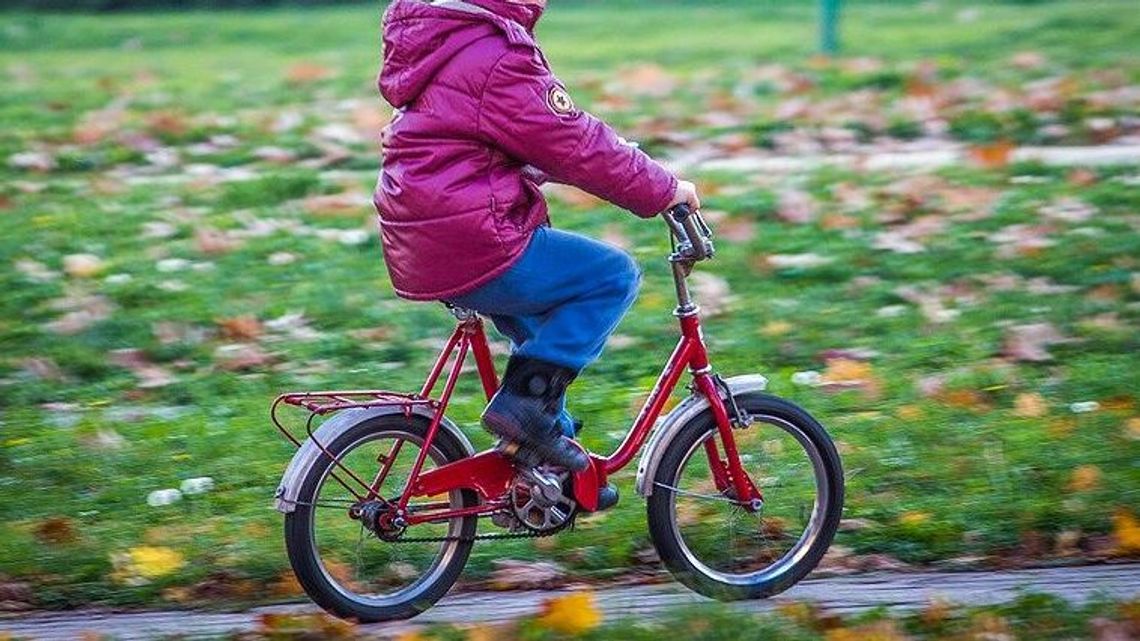 4-latek w szpitalu, bo sąsiad oblał jego rowerek kwasem 4-latek w szpitalu, bo sąsiad oblał jego rowerek kwasem