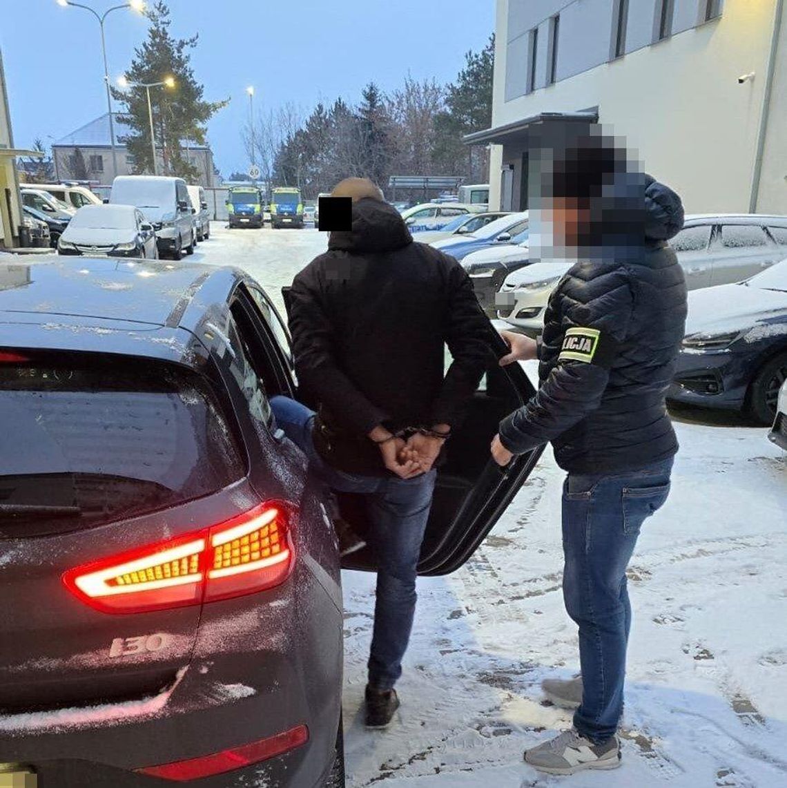 40-latek nożem i widelcem zaatakował kolegę. Trafił do aresztu 40-latek nożem i widelcem zaatakował kolegę. Trafił do aresztu