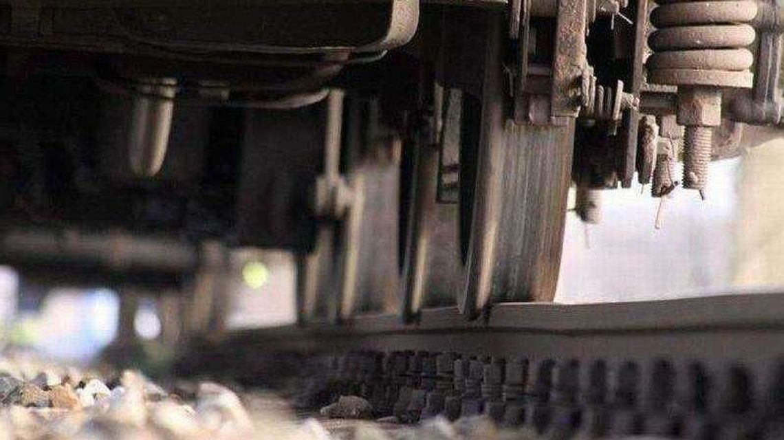 40-letnim pociągiem z niemieckiego "szrotu" zamiast Intercity [list]