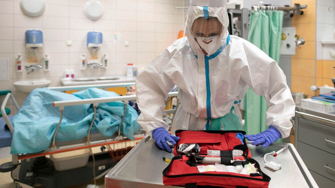 4622 nowe przypadki zakażenia koronawirusem w Polsce. Zmarło 75 chorych