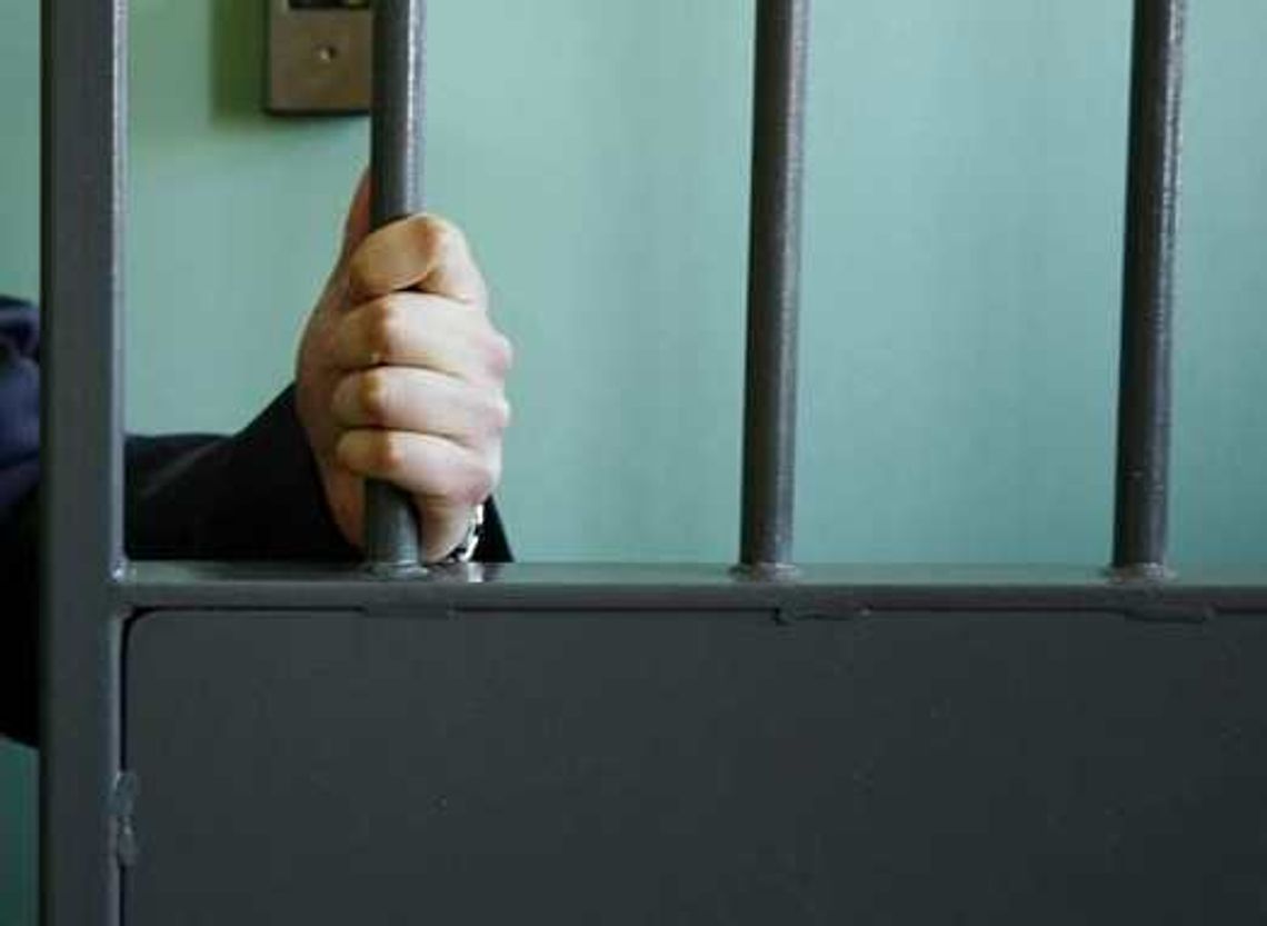 48-latek zmarł w policyjnym areszcie w Białej Podlaskiej, wcześniej badał go lekarz