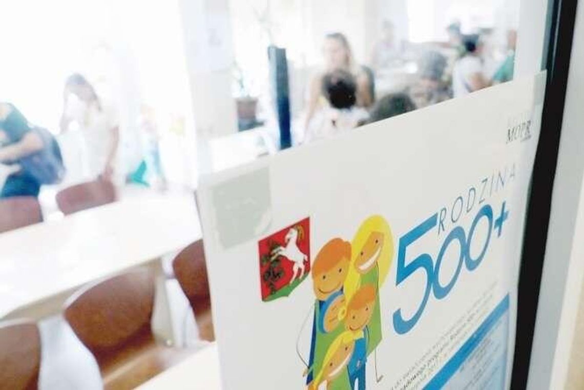 500 plus. Marnotrawisz pieniądze? Dostaniesz talony. Coraz więcej takich rodzin 500 plus. Marnotrawisz pieniądze? Dostaniesz talony. Coraz więcej takich rodzin