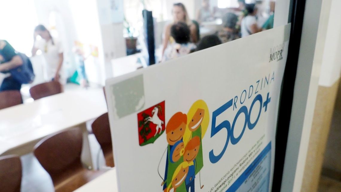 500 plus. Uwaga, trzeba złożyć nowy wniosek [terminy]