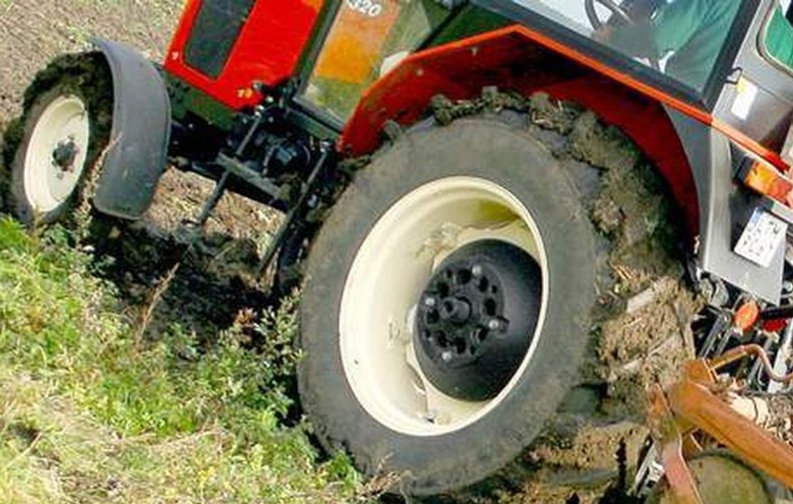 55-letni rolnik zginął przygnieciony przez traktor