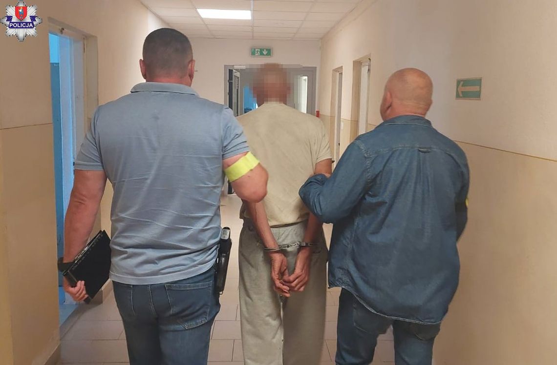 75-latek zaatakował policjantów maczetą, nożem i siekierą. Najbliższe trzy miesiące spędzi w areszcie 75-latek zaatakował policjantów maczetą, nożem i siekierą. Najbliższe trzy miesiące spędzi w areszcie