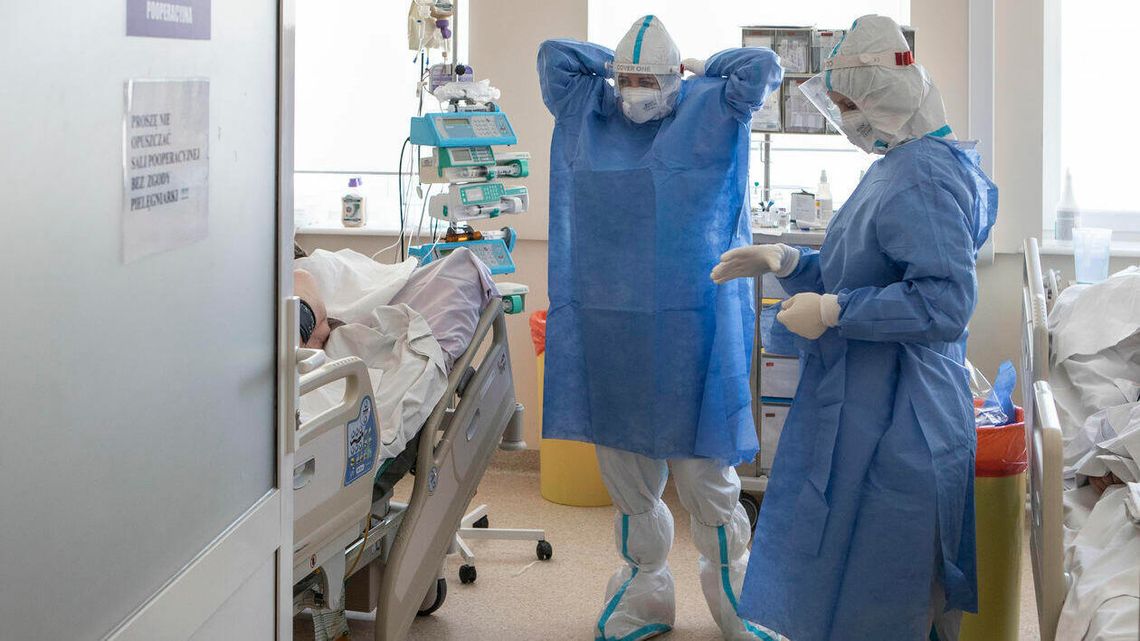 6 września, raport o koronawirusie w Polsce. 64 osoby oddychają dzięki respiratorom