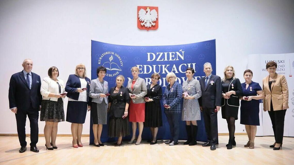 600 wyróżnionych. Nadal trwają obchody Dnia Edukacji Narodowej 600 wyróżnionych. Nadal trwają obchody Dnia Edukacji Narodowej