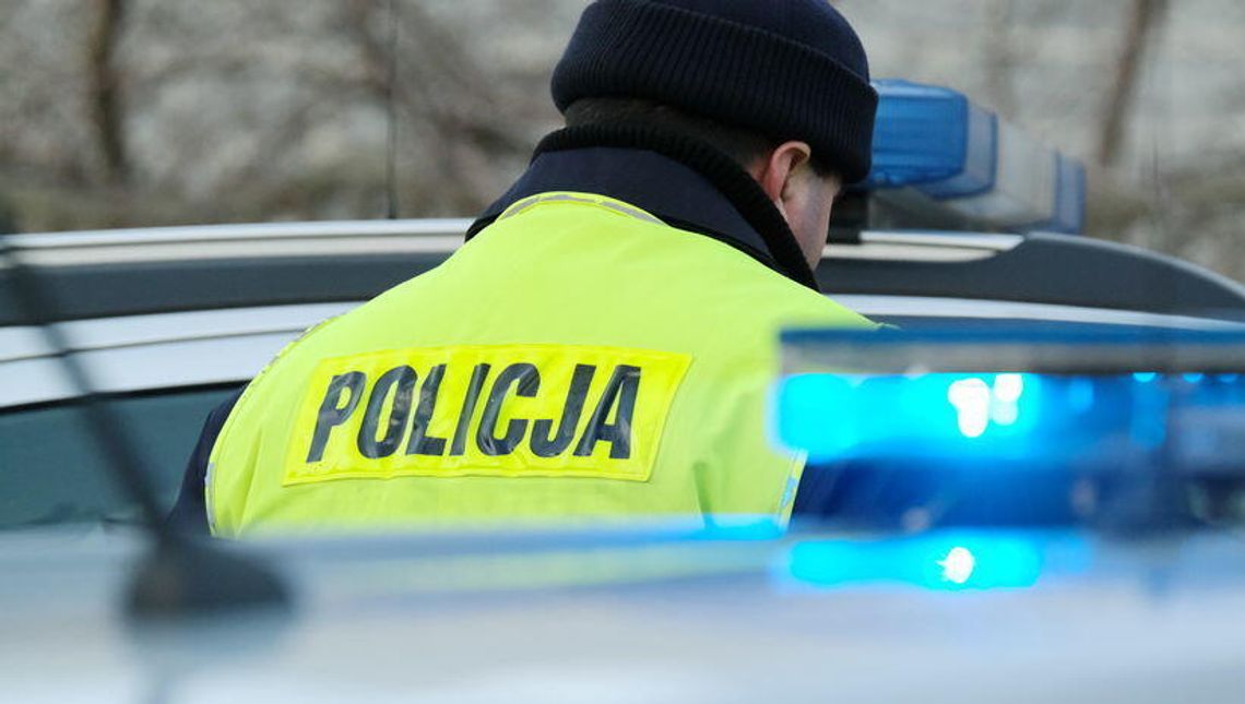 63-jechał przez pow. łukowski za szybko i bez prawa jazdy. Zabrano mu je aż 3 razy