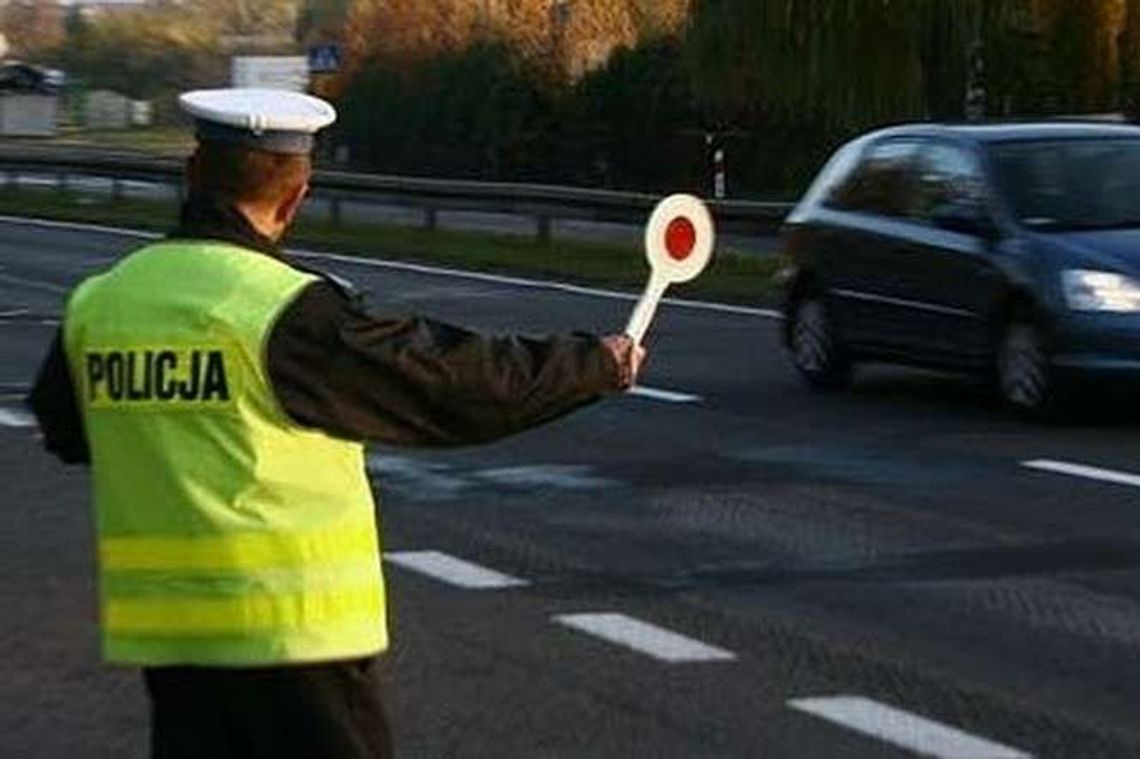 63 mandaty, jeden pijany kierowca, trzem zatrzymano prawo jazdy